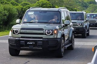 Do Česka míří teréňák, který vypadá úplně jako Land Rover Defender. Bude ale o hodně levnější - Garáž.cz
